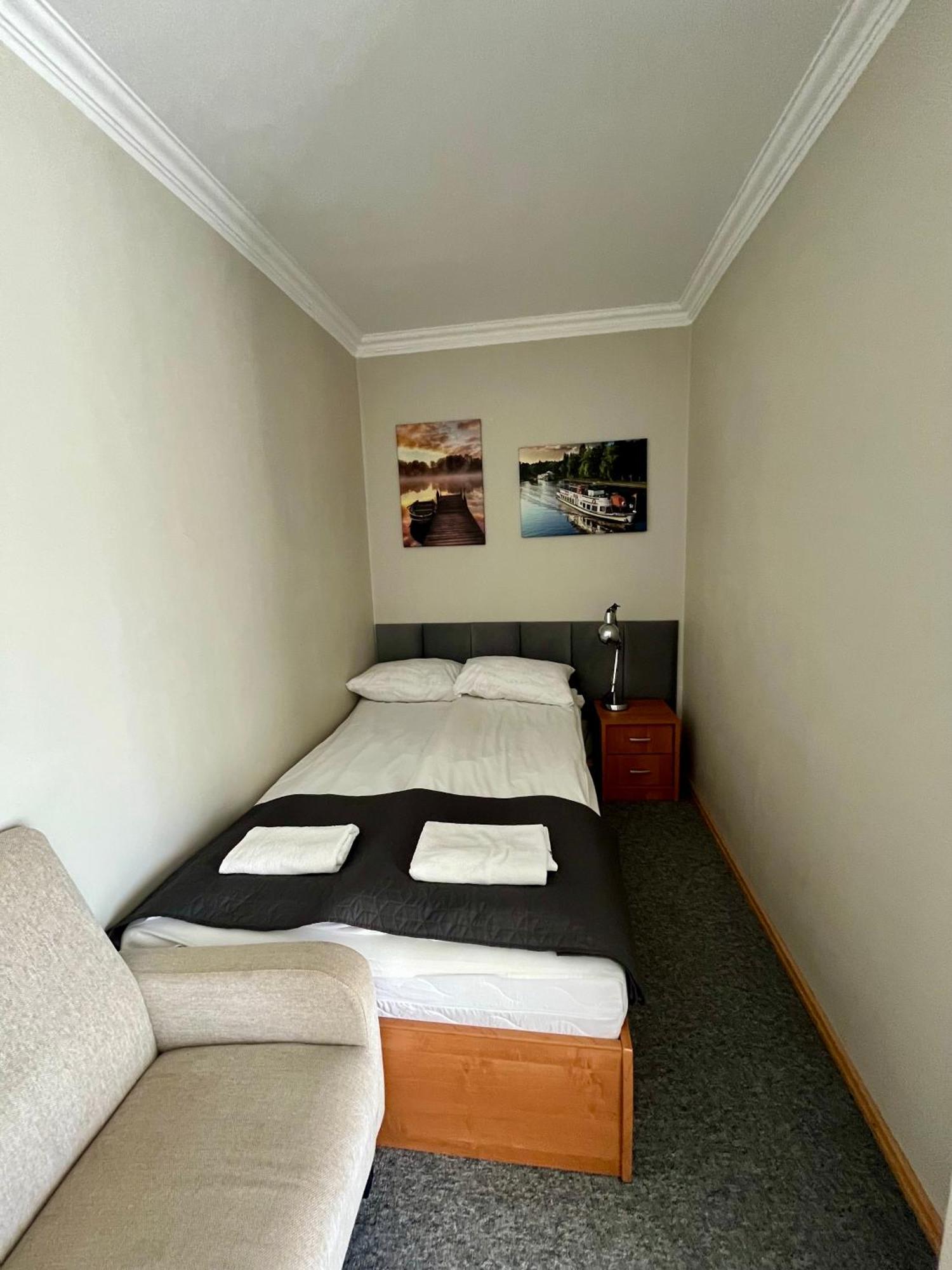 Gosciniec Rospuda 1 Bed & Breakfast เอากุสตูฟ ภายนอก รูปภาพ